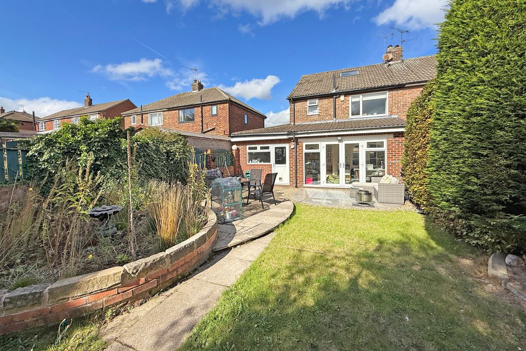 Property photo 3 of 16