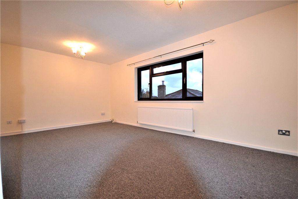 Property photo 2 of 7 Picture No. 07