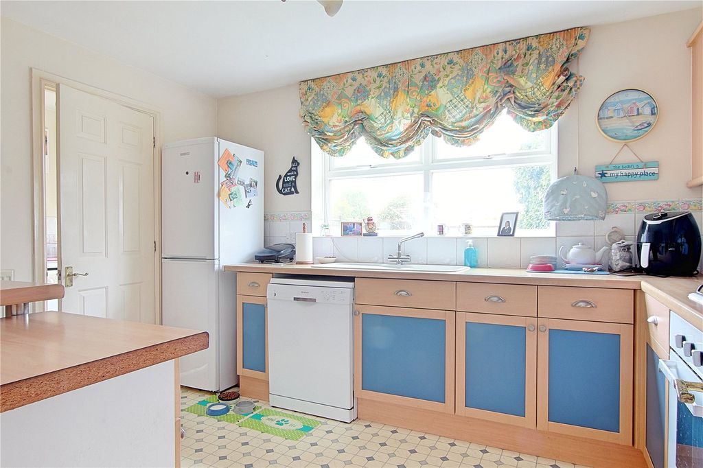 Property photo 3 of 13 Picture No. 01