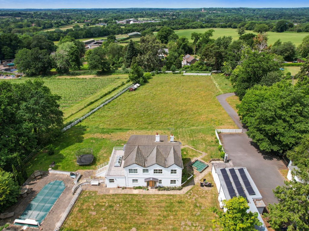 Property photo 1 of 29