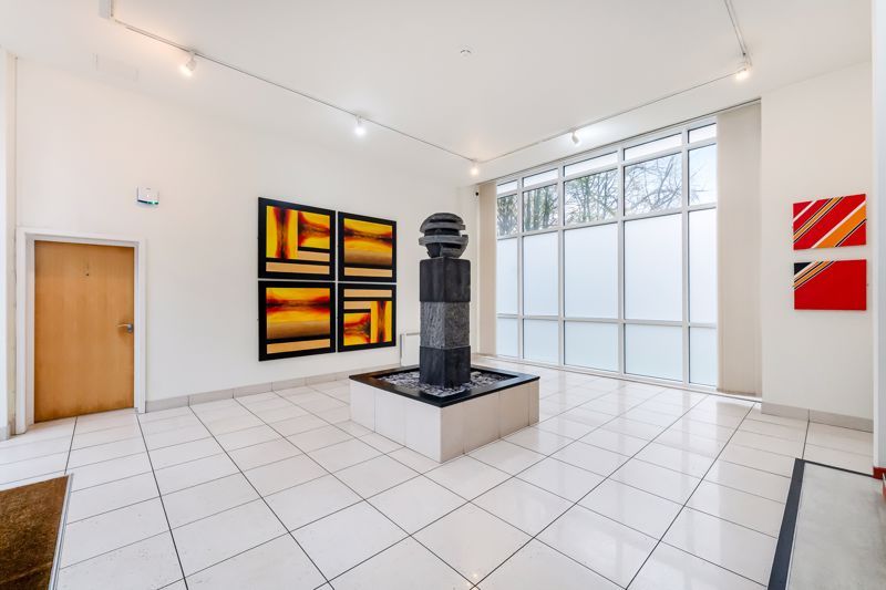 Property photo 3 of 28 Photo 16