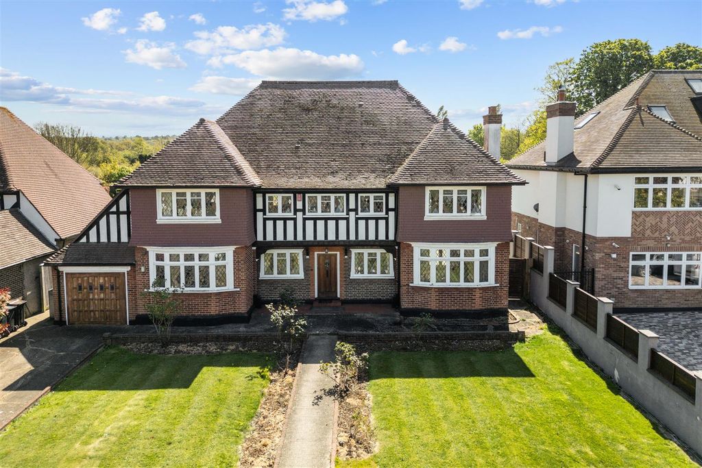 Additional image 24 of 6 bed detached house for saleGrimwade Avenue, Croydon CR0