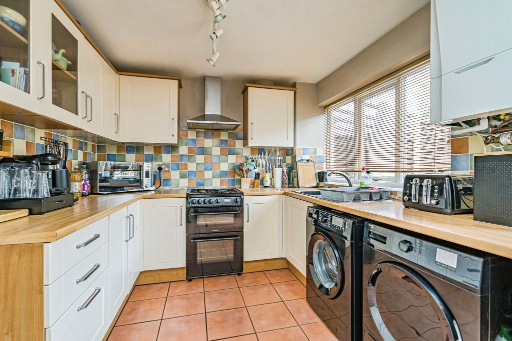 Property photo 3 of 14