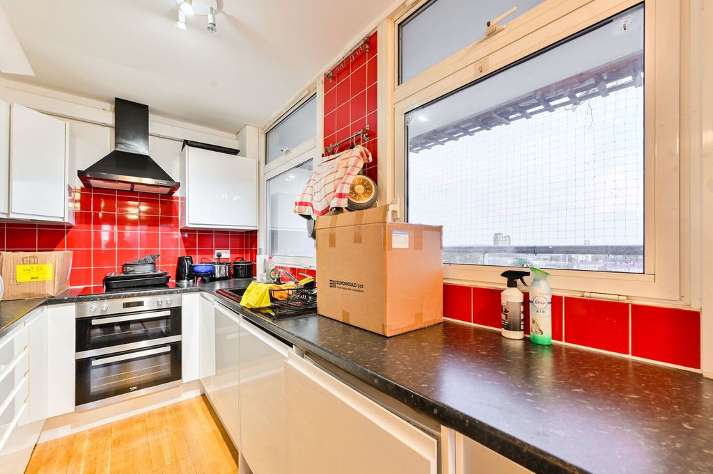 Property photo 2 of 7