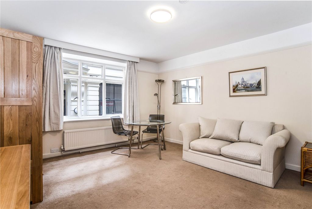 Property photo 1 of 7 Studio