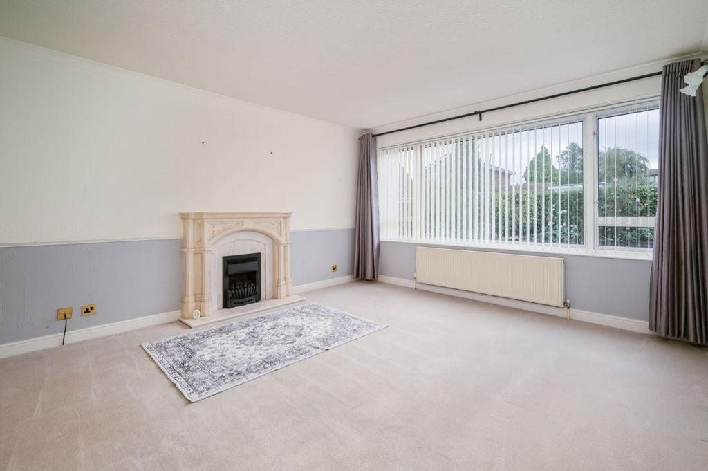 Property photo 2 of 30