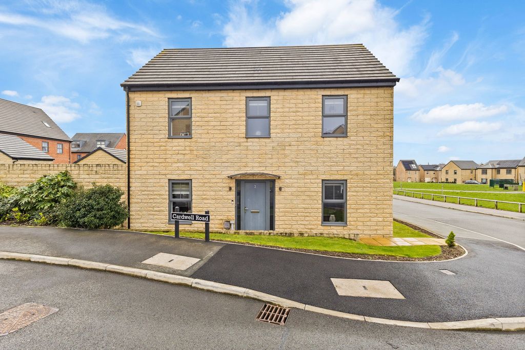 Property photo 1 of 29