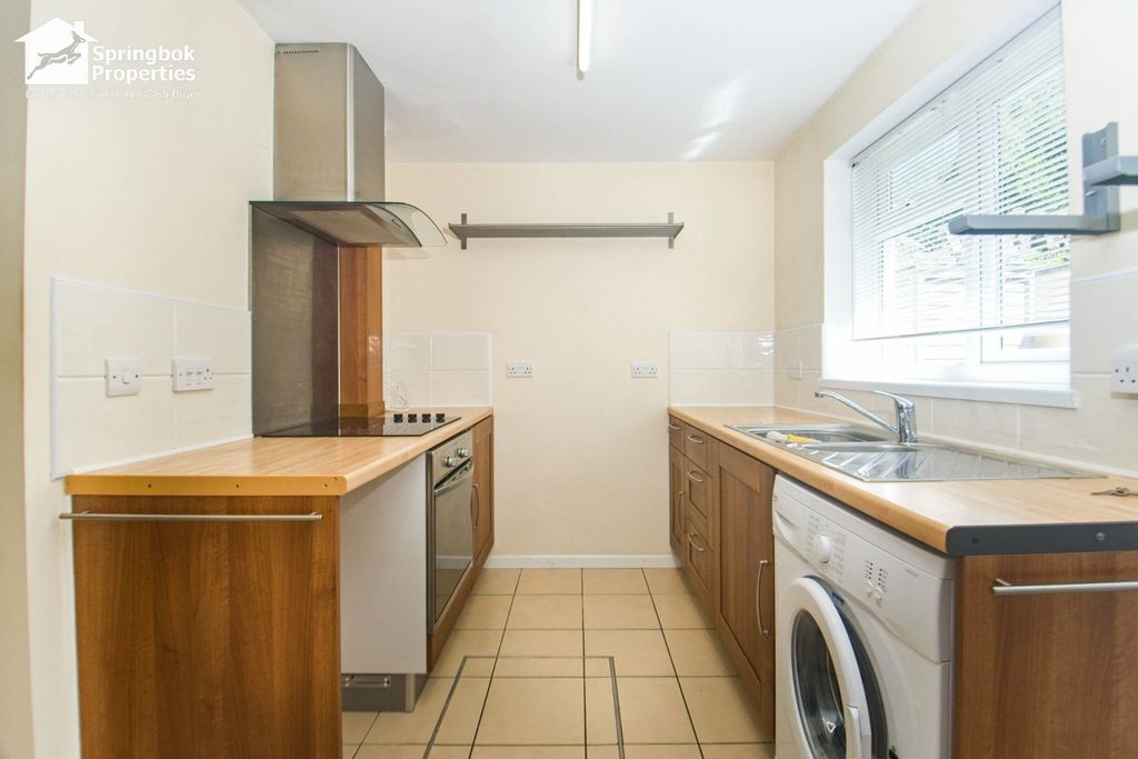 Property photo 2 of 11 Image 1