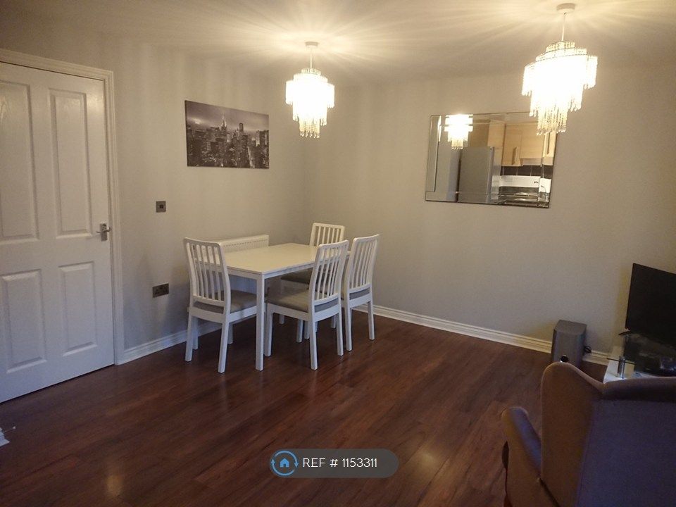 Property photo 3 of 13 Dining Area