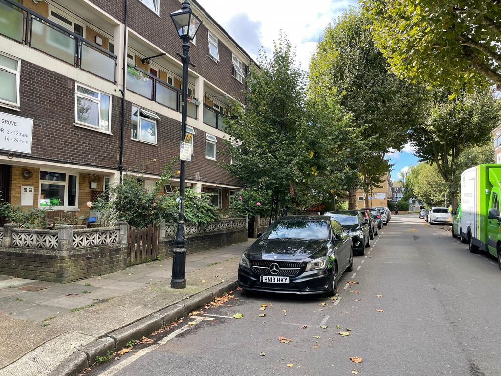 Property photo 1 of 16 5 Bedroom Maisonette (No Lounge) 5 Mins From Bow Road Underground