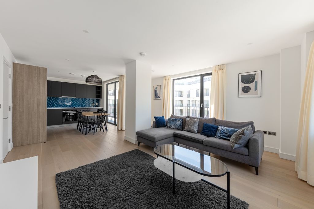 Property photo 1 of 15 094A3908