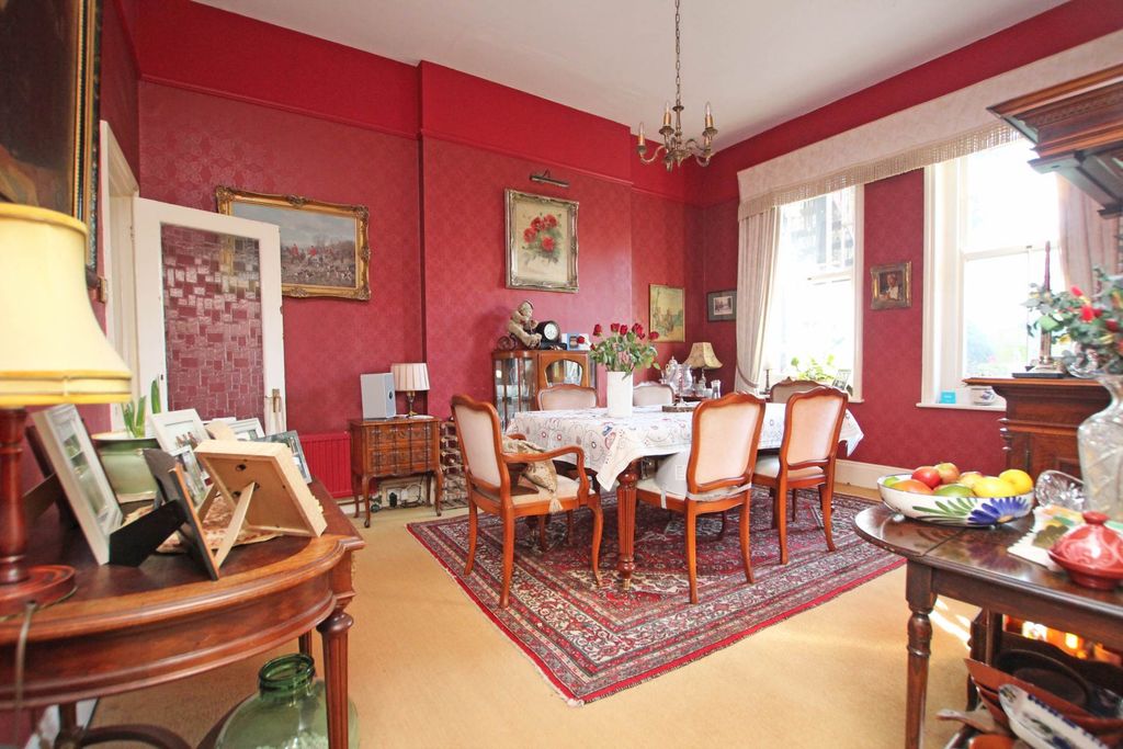Additional image 4 of 3 bed flat for saleGrassington Road, Eastbourne BN20