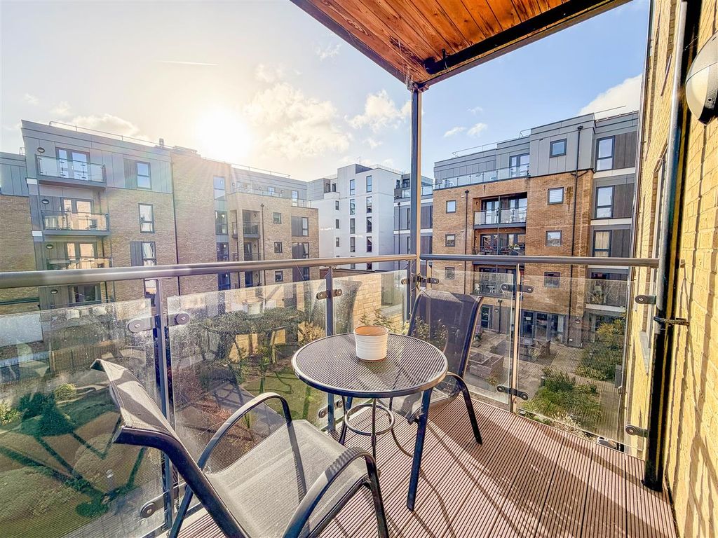 Property photo 2 of 17 Image00004.Jpg