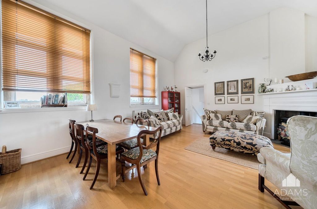 Property photo 3 of 20 Sitting And Dining Room