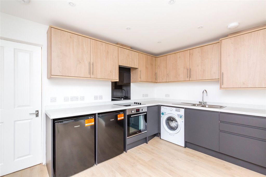 Property photo 3 of 12 Picture No. 03