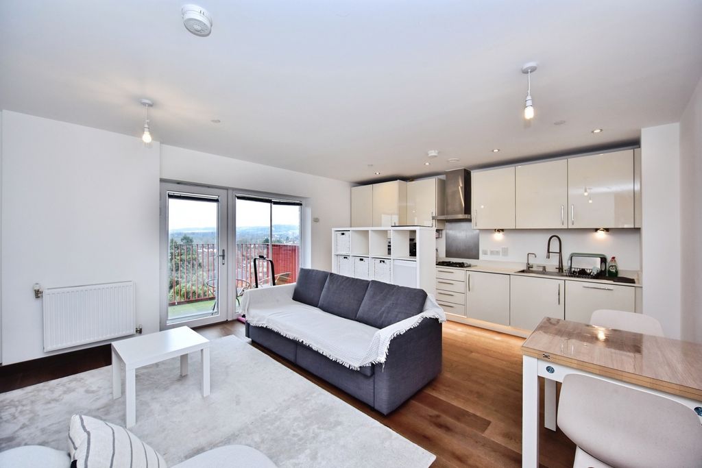 Property photo 1 of 16 Pbox-Img.Jpg