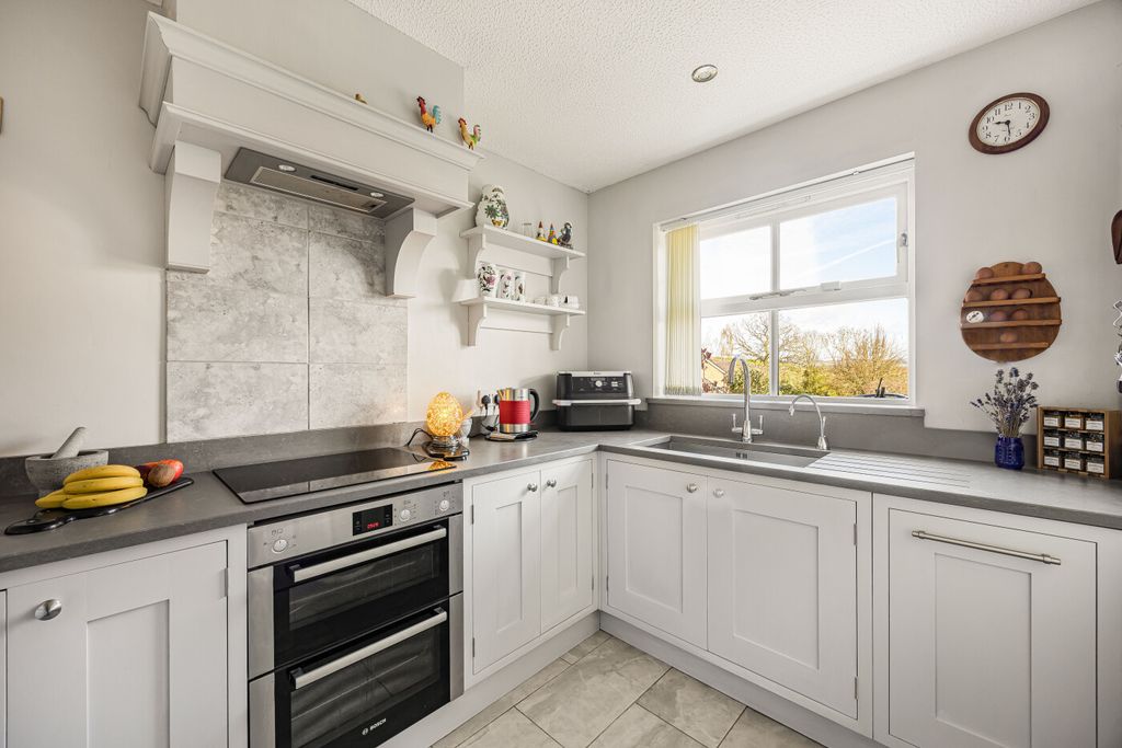 Property photo 2 of 35 8_76983.Jpg