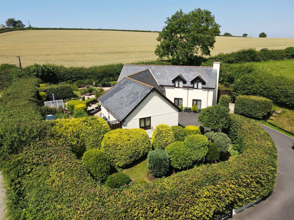 Property photo 1 of 24 Picture No. 01