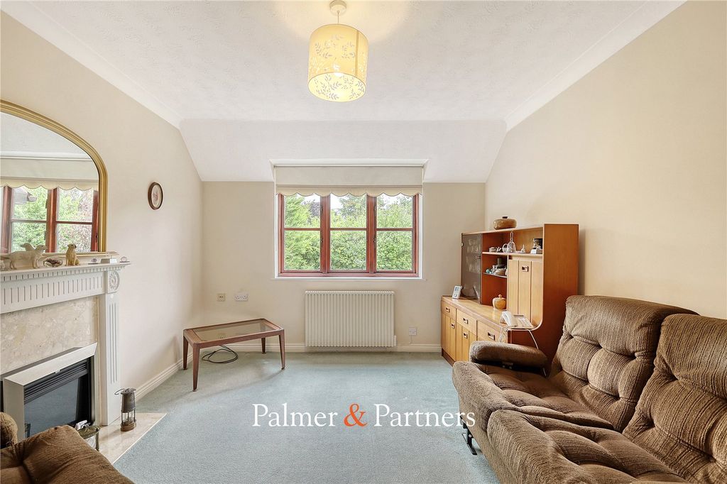 Property photo 3 of 15 Picture No. 11