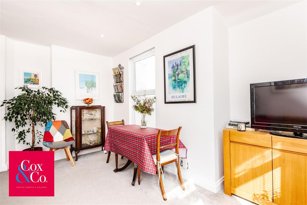 Property photo 3 of 15 81N_9267.Jpg