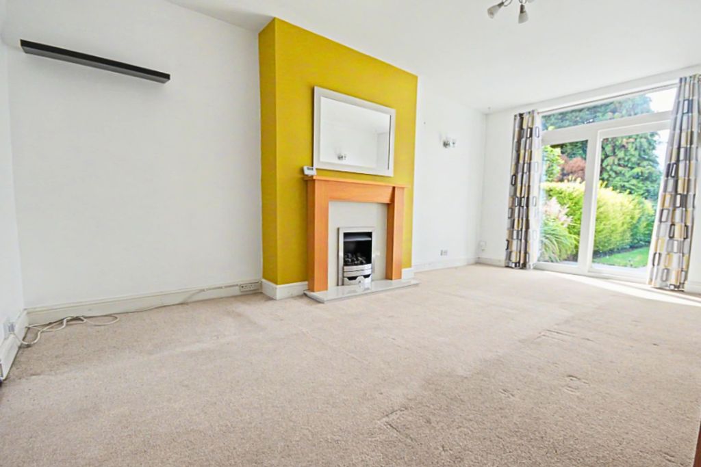 Property photo 3 of 22 Living Room