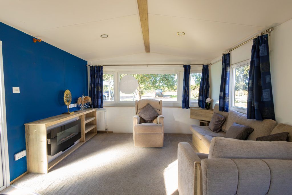 Property photo 2 of 13 2019 Abi Trieste 36x12 3B Mod Small 2