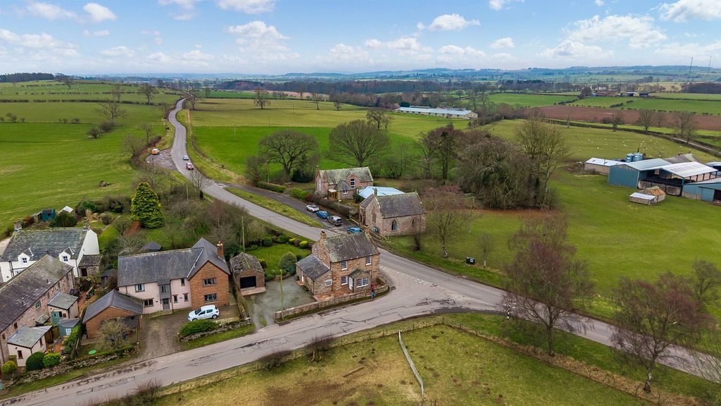 Property photo 3 of 47