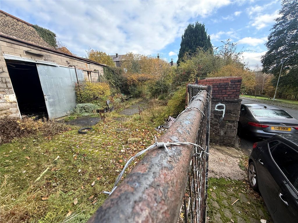 Property photo 3 of 5 Picture No. 05