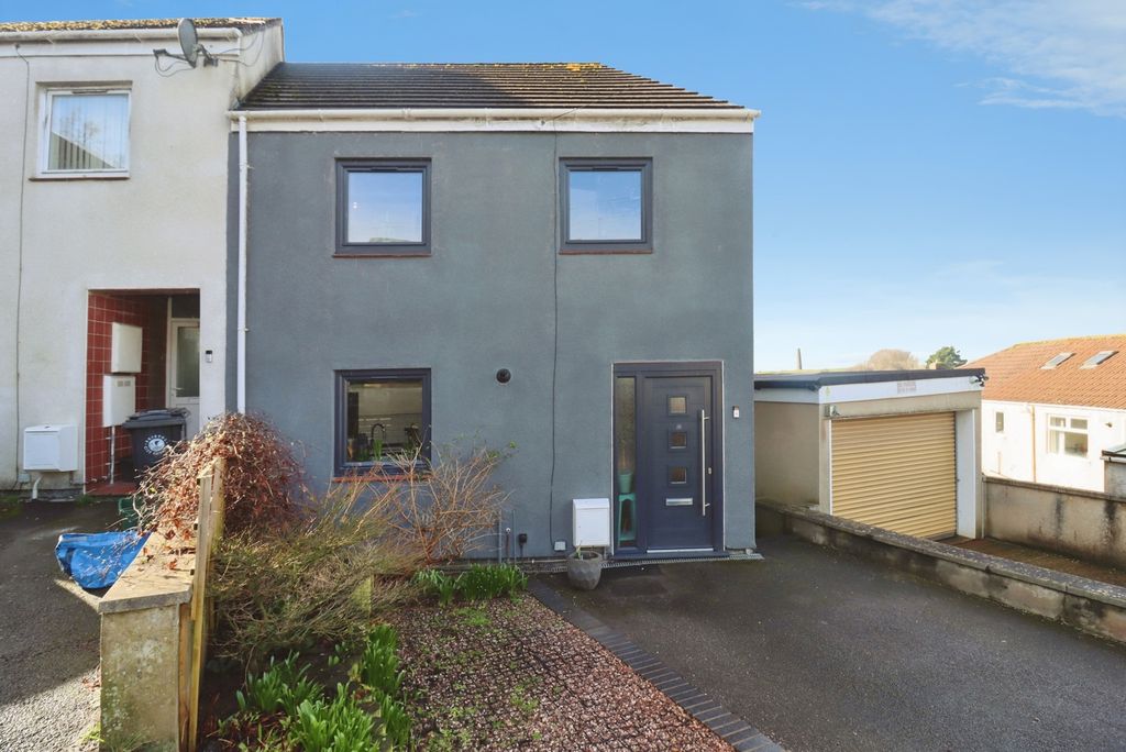 Property photo 3 of 19 Pbox-Img.Jpg