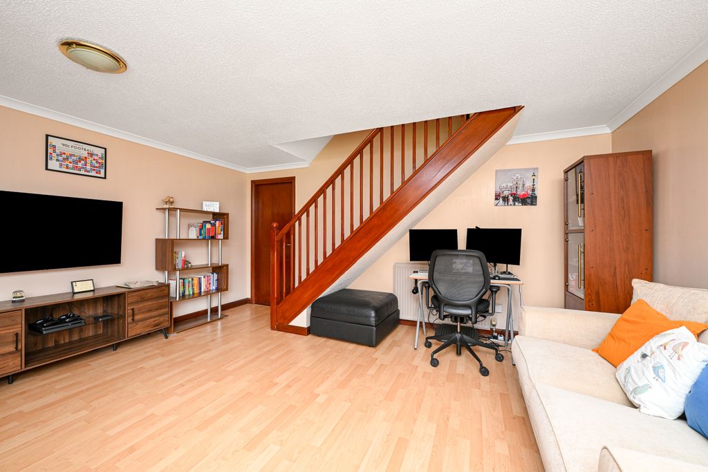 Property photo 3 of 17 Property Image 3