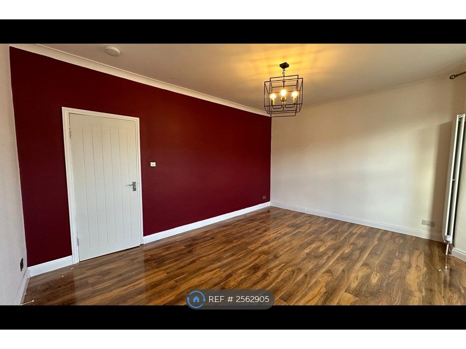 Property photo 3 of 27