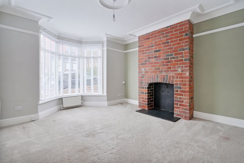 Property photo 1 of 27 Living Room