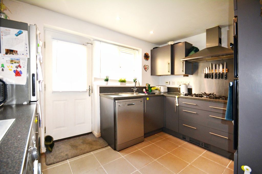 Property photo 2 of 14 Photo 9