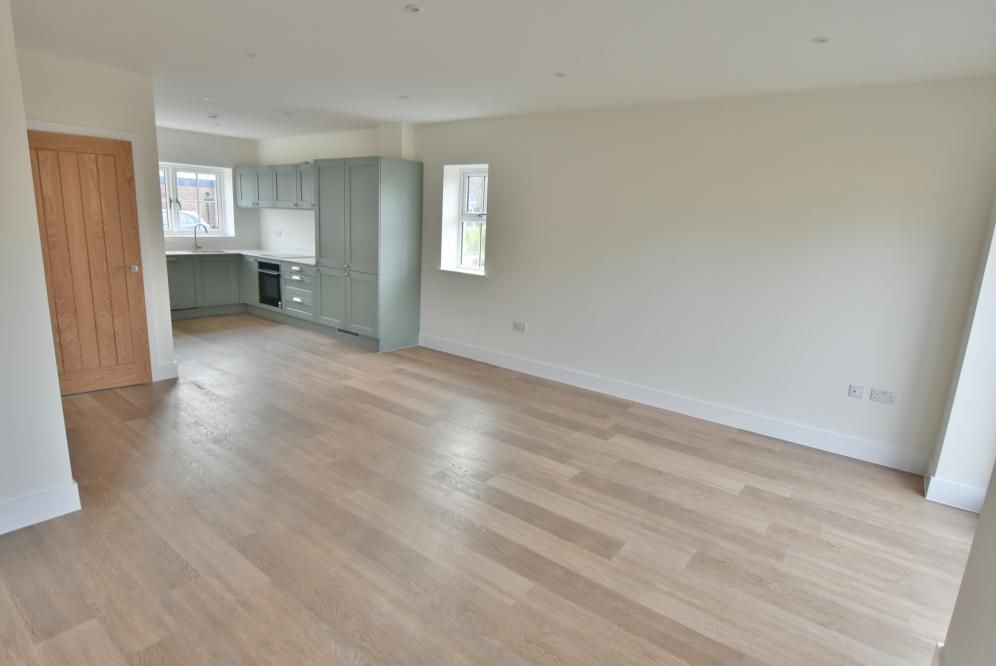 Property photo 3 of 15 Agents Notes