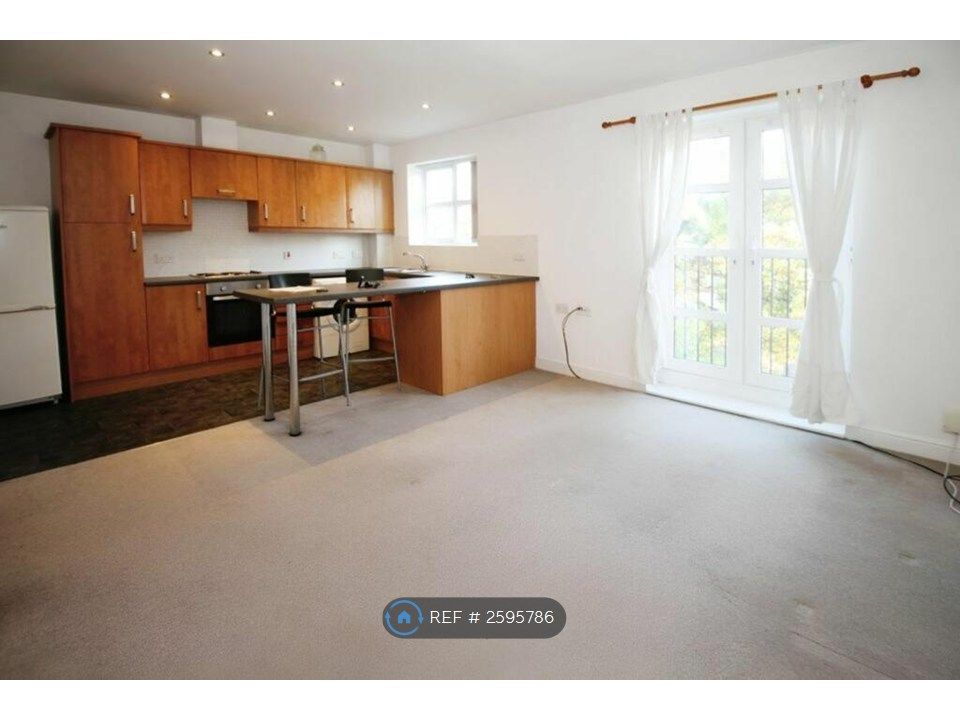 Property photo 3 of 7