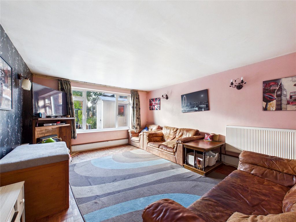Property photo 3 of 21 Picture No. 10