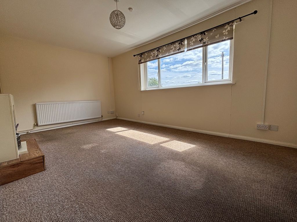 Property photo 3 of 6 68Duns3