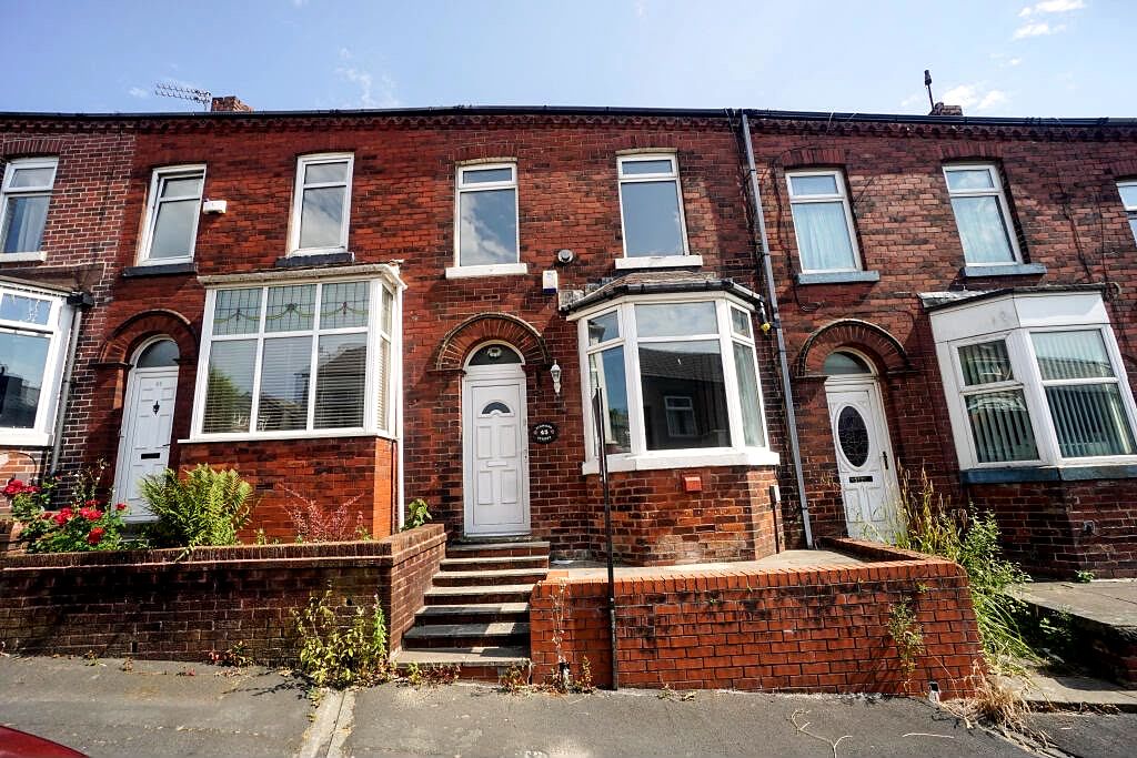 Property photo 1 of 8