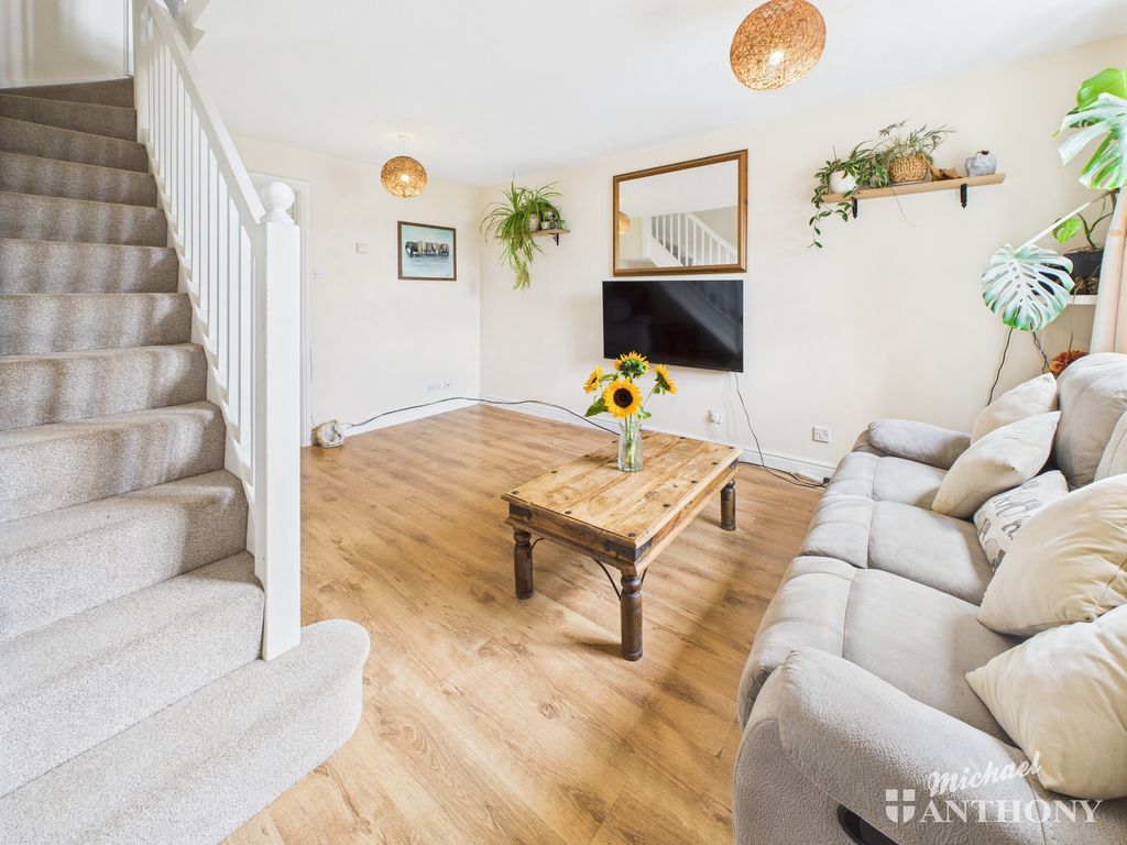 Property photo 3 of 17 Img_3
