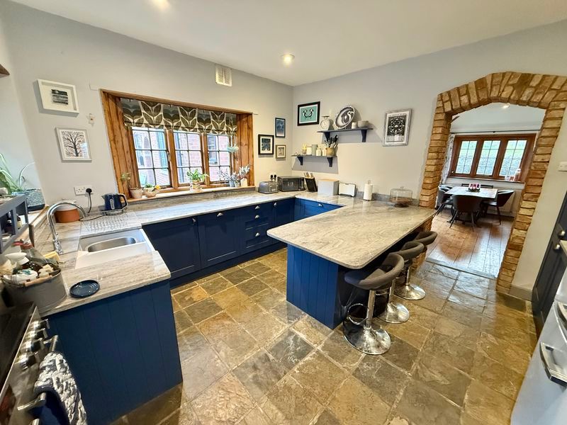 Property photo 2 of 22 Kitchen