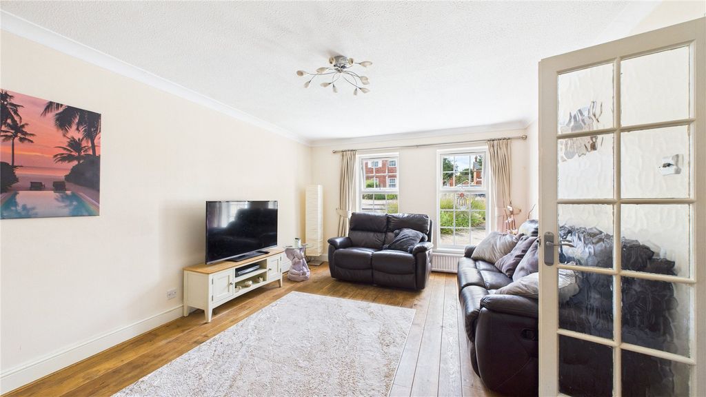Additional image 6 of 4 bed detached house for saleLightwater, Surrey GU18