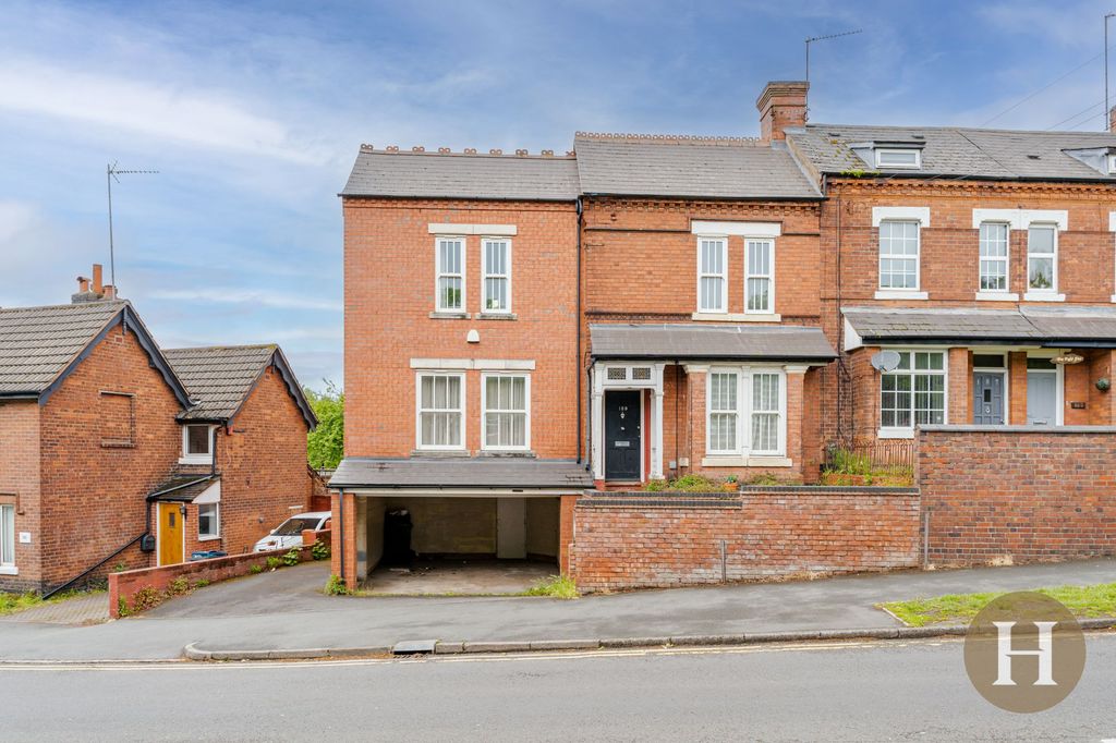 Property photo 1 of 29