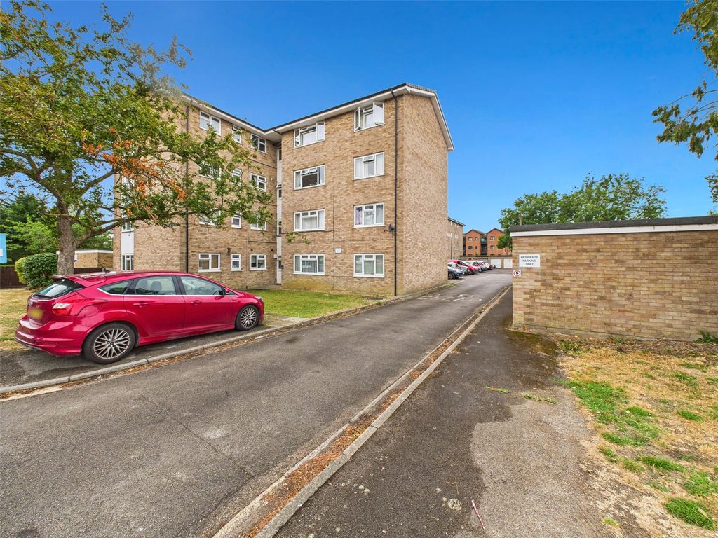 Property photo 1 of 10 Picture No. 13