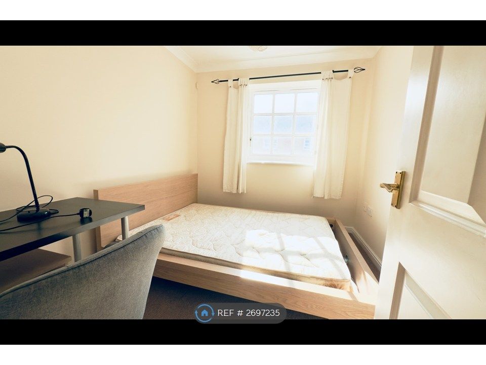 Property photo 3 of 10 Bedroom Two