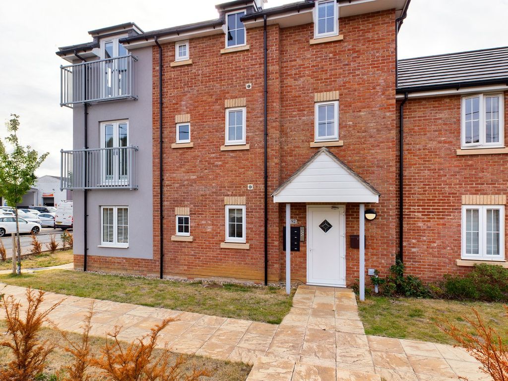 Property photo 2 of 12