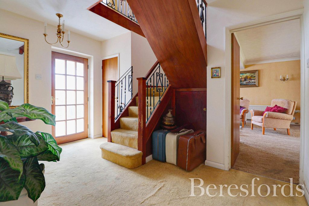 Property photo 3 of 36 Picture 3