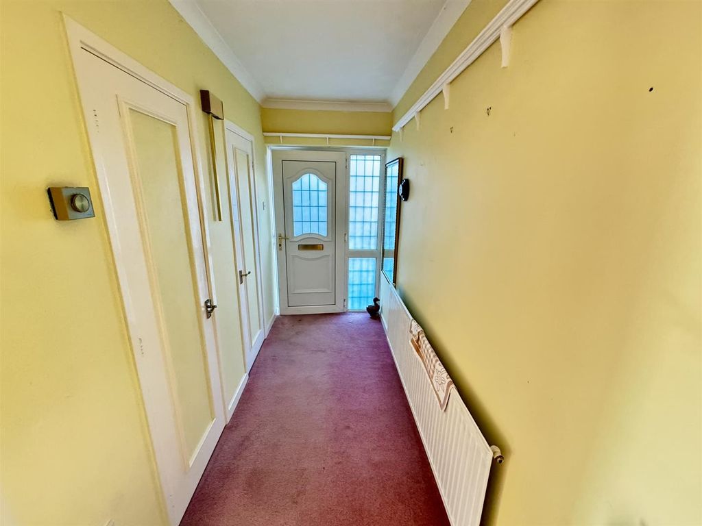Property photo 3 of 23 Hall