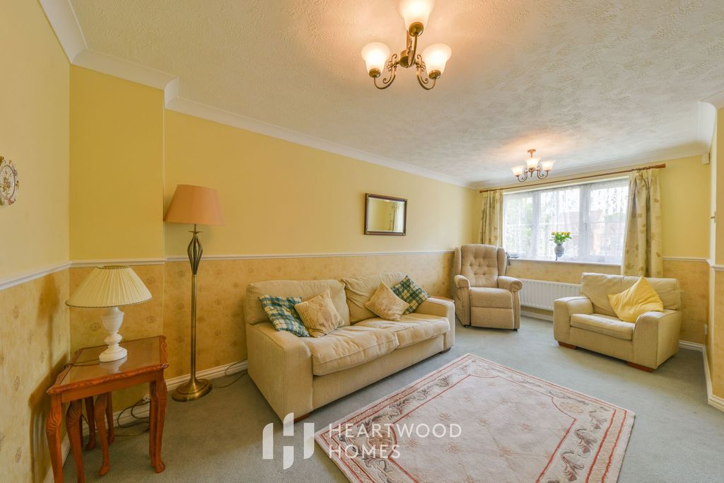 Property photo 2 of 16