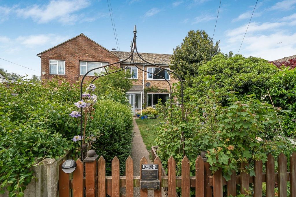 Property photo 1 of 23
