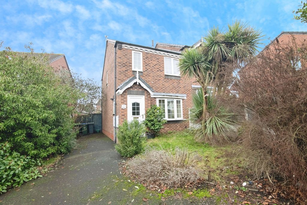 Property photo 1 of 12